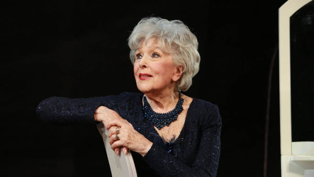 Объявлена дата открытия памятника великой русской актрисе Вере Васильевой - свежие новости на Toplenta по теме новодевичье кладбище