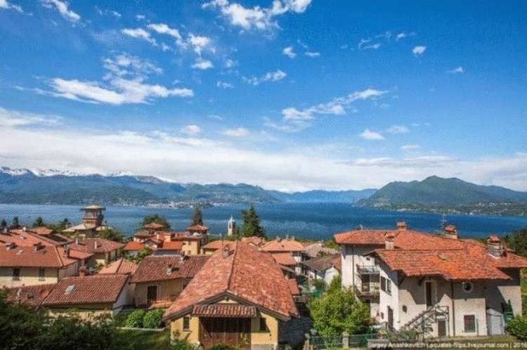 Дворец, плывущий по озеру - свежие новости на Toplenta по теме путешествия