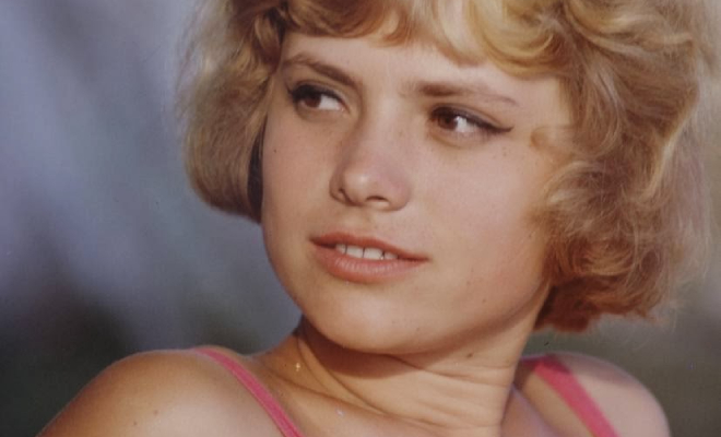 Фотограф показал кадры, незаметно сделанные на черноморском пляже в 1967 году. Как отдыхали в СССР - свежие новости на Toplenta