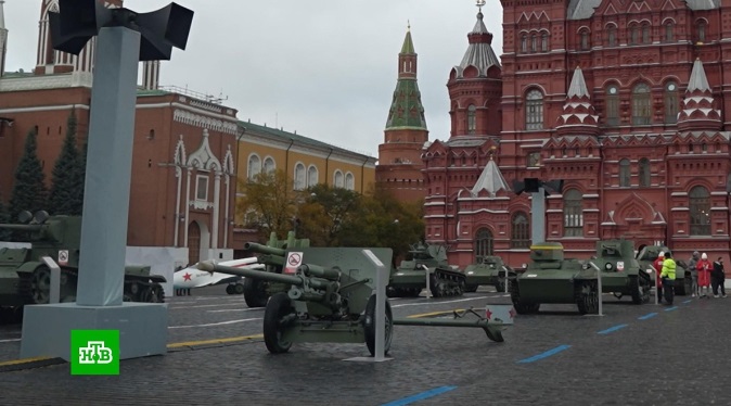 На Красной площади откроется музей, посвященный параду 1941 года - похожая новость на Toplenta