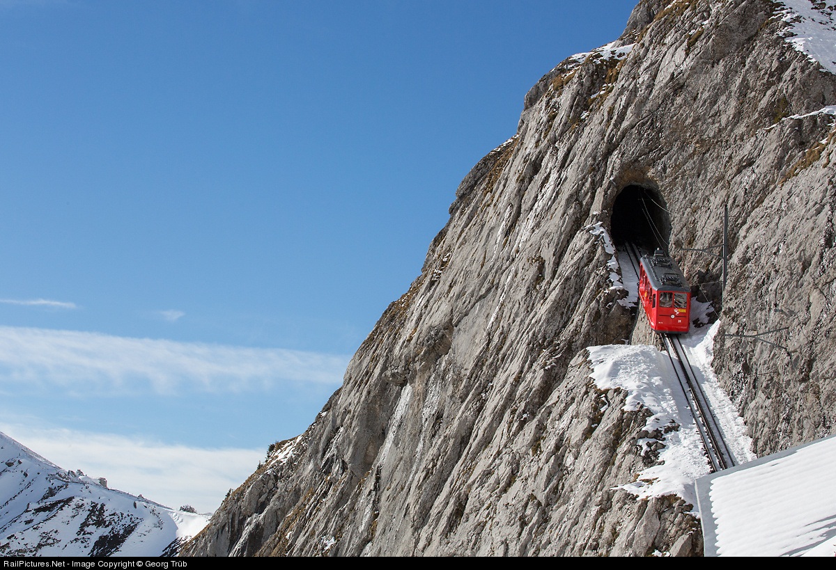 Пилатусбан — самая крутая железная дорога в мире - свежие новости на Toplenta по теме швейцария