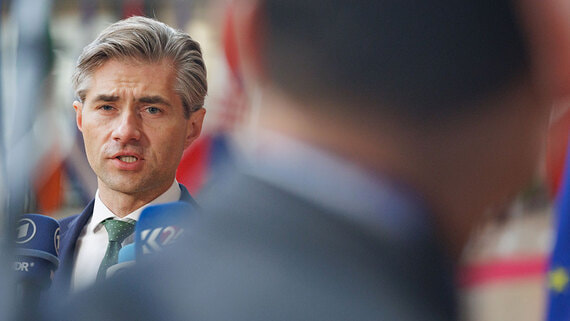 МИД Литвы призвал использовать активы РФ как билет на переговоры по Украине - свежие новости на Toplenta