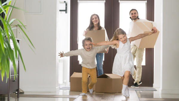 Куда переехать с детьми: 7 спокойных и красивых городов для счастливого детства - свежие новости на Toplenta по теме и