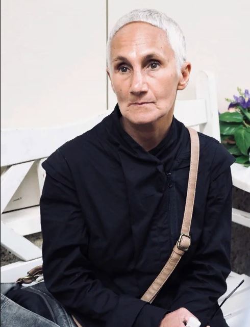 Длинноволосая бестия. Как выглядела актриса Роза Хайруллина до популярности - свежие новости на Toplenta по теме Мира