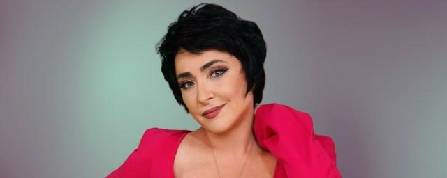 Певица Лолита Милявская показала спартанские условия жизни в гастрольном туре - свежие новости на Toplenta