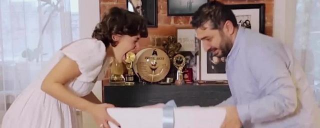 Режиссер Андреасян и актриса Моряк сообщили, что у них родится дочь - свежие новости на Toplenta