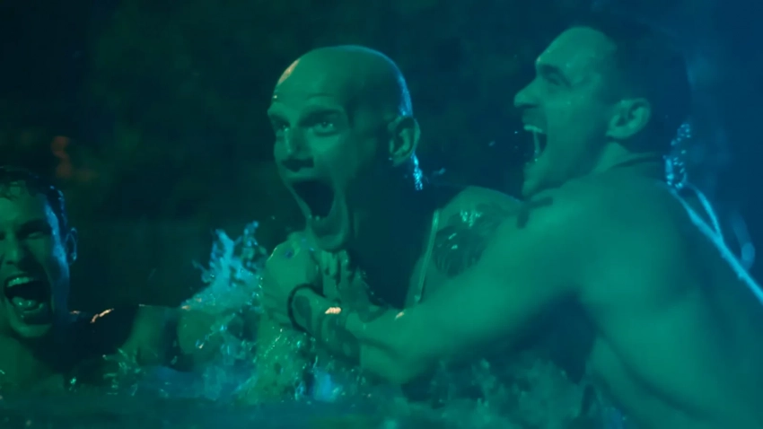 "Когда напьётесь, чувствуется, что у вас в сердце такая боль". Юрий Колокольников рассказал, как снимали русских в сериале "Белый лотос" - свежие новости на Toplenta по теме Малый бизнес