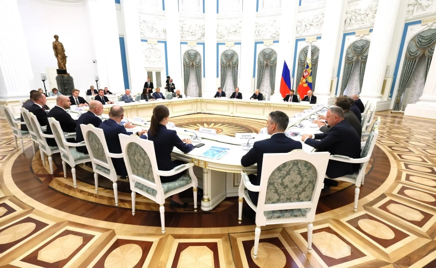 "Долги платят только трусы". О чём российские предприниматели говорили на встрече с Путиным - свежие новости на Toplenta по теме Малый бизнес