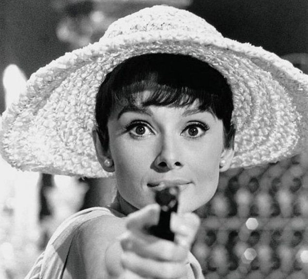 20 знаменитых девушек с оружием в руках - свежие новости на Toplenta по теме бор