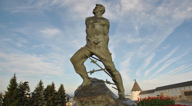 В Татарстане стартовал литературный флэшмоб «Поклонимся тем великим годам» - свежие новости на Toplenta по теме республика татарстан