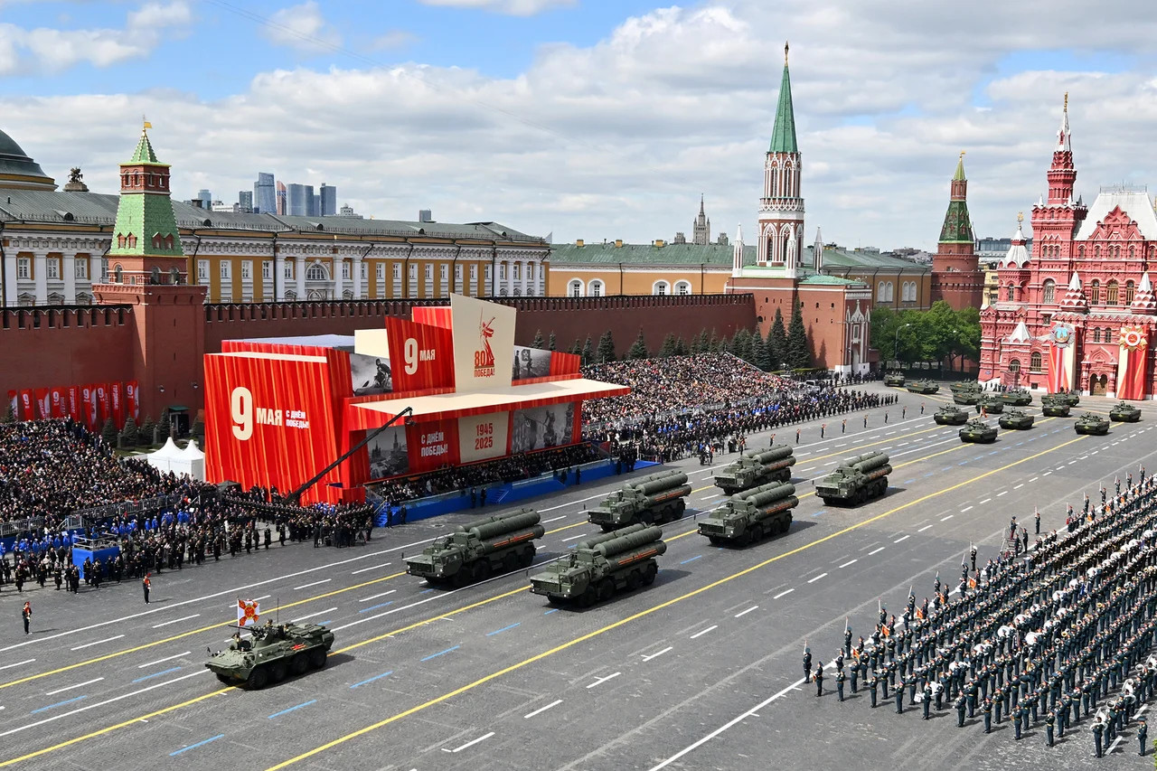 Оружие, бойцы из КНДР: Что пишут про парад 9 мая в Европе и США - свежие новости на Toplenta по теме Тв