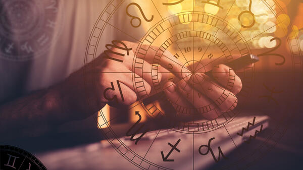 Астролог Богдан Глоба составил прогноз на выходные, 1 и 2 ноября — не тратьте деньги - похожая новость на Toplenta