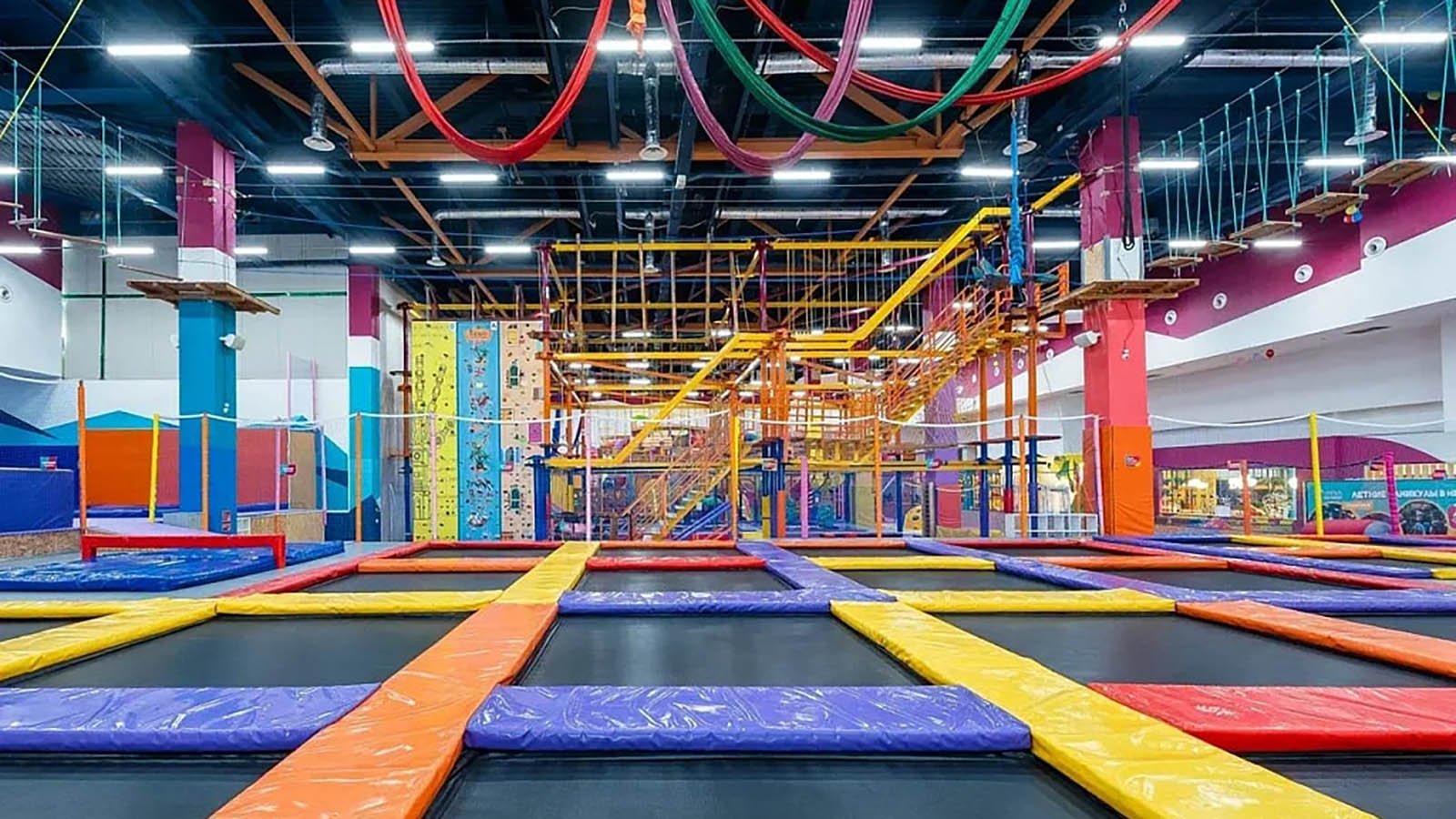 Московская сеть спортивно-развлекательных центров «Небо» идет в регионы по франшизе - похожая новость на Toplenta