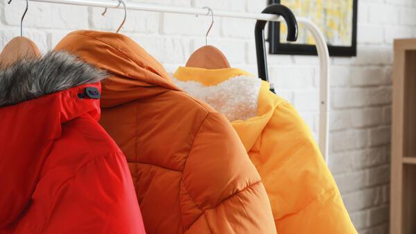 Как постирать куртку дома и не испортить ее — выверните наизнанку и не забудьте про полотенце - свежие новости на Toplenta по теме новости дизайна