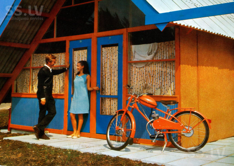 Секса в СССР не было, но была пикантная реклама советских мопедов - свежие новости на Toplenta по теме Союз