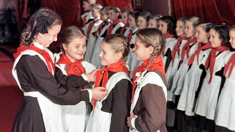 Кто шагает дружно в ряд!? - свежие новости на Toplenta по теме Пионеры