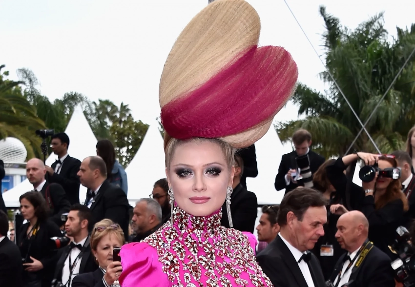 Лену Ленину призвали запретить в Каннах из-за её причёсок. Она в ответ пообещала "переспать с кем надо" - свежие новости на Toplenta по теме Малый бизнес