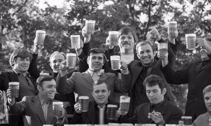 Сколько стоило бы советское пиво в пересчёте на современные рубли... - свежие новости на Toplenta по теме Размышления