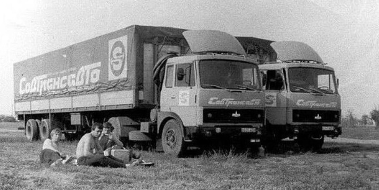 На каких грузовиках-тягачах ездили советские дальнобойщики... - свежие новости на Toplenta по теме Размышления