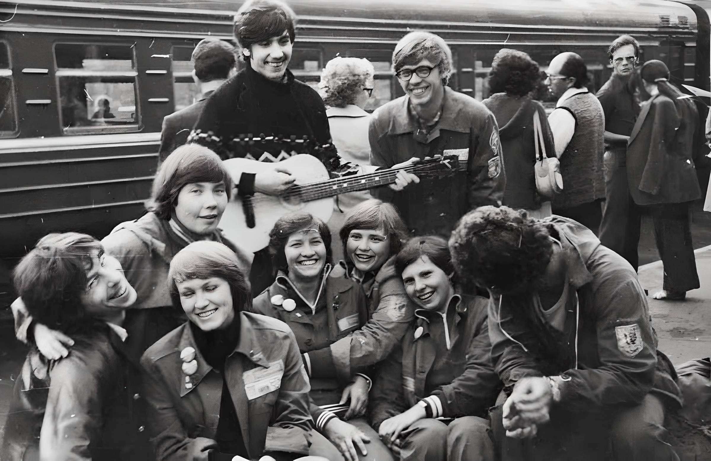 Комсомольская наша юность... - свежие новости на Toplenta по теме Омо