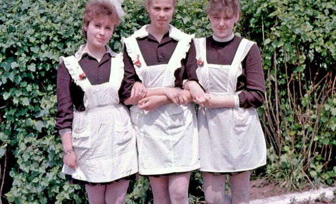 Школьная форма СССР: почему с платьями всегда носили фартук - свежие новости на Toplenta