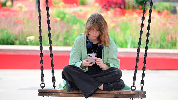 Песков назвал оправданным отключение мобильного интернета в регионах - свежие новости на Toplenta