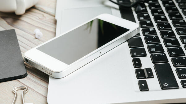 Пять признаков, что мошенники уже взломали ваш телефон удаленно - свежие новости на Toplenta по теме новости дизайна