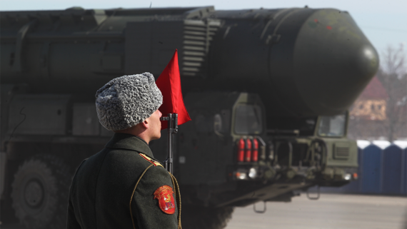 Сийярто: ЕС обсуждает запрет ядерного сотрудничества с РФ в 20-м пакете санкций - свежие новости на Toplenta