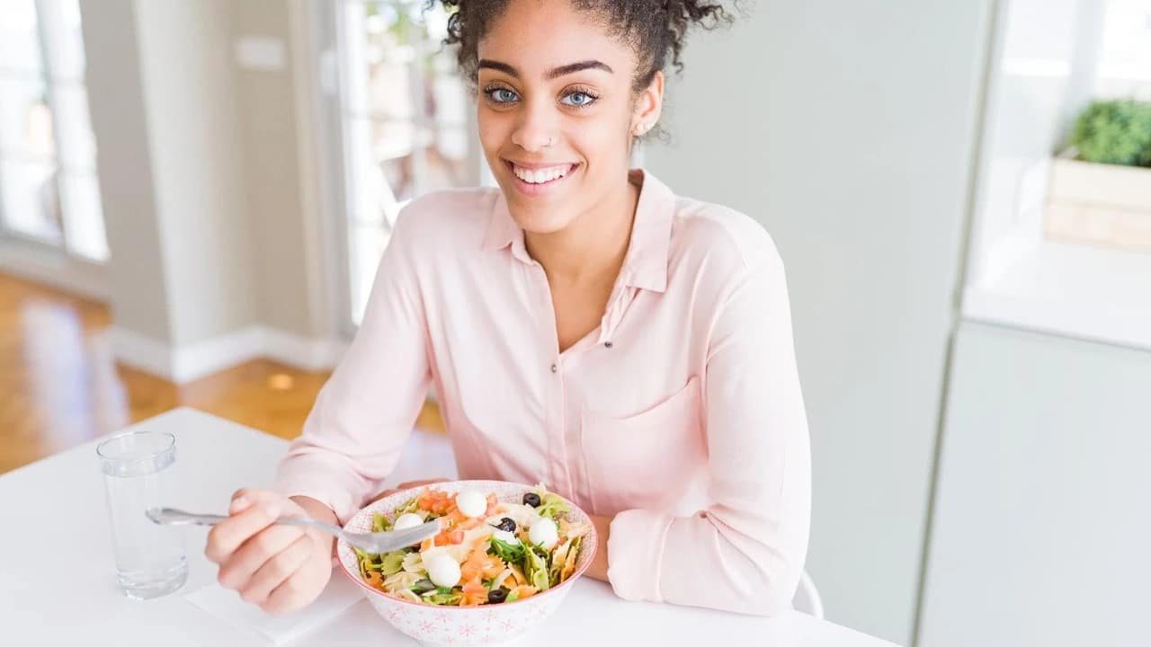 Эксперты утверждают — урезав рацион всего на 250 кКал, можно прожить дольше - свежие новости на Toplenta по теме ЗОЖ