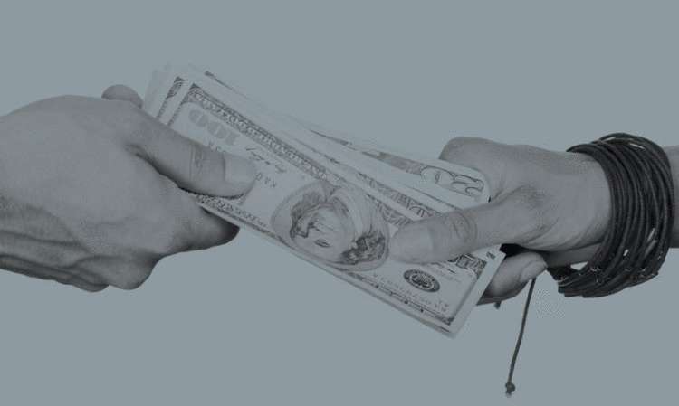 Что стоит за способностью мужчины тратить деньги на женщину - свежие новости на Toplenta по теме Зоология