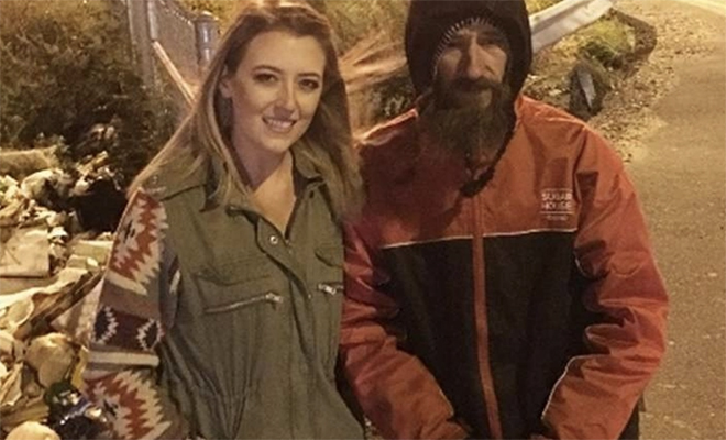 Бездомный отдал последние 20 долларов женщине, у которой кончился бензин. Через 3 месяца он стал богат - свежие новости на Toplenta