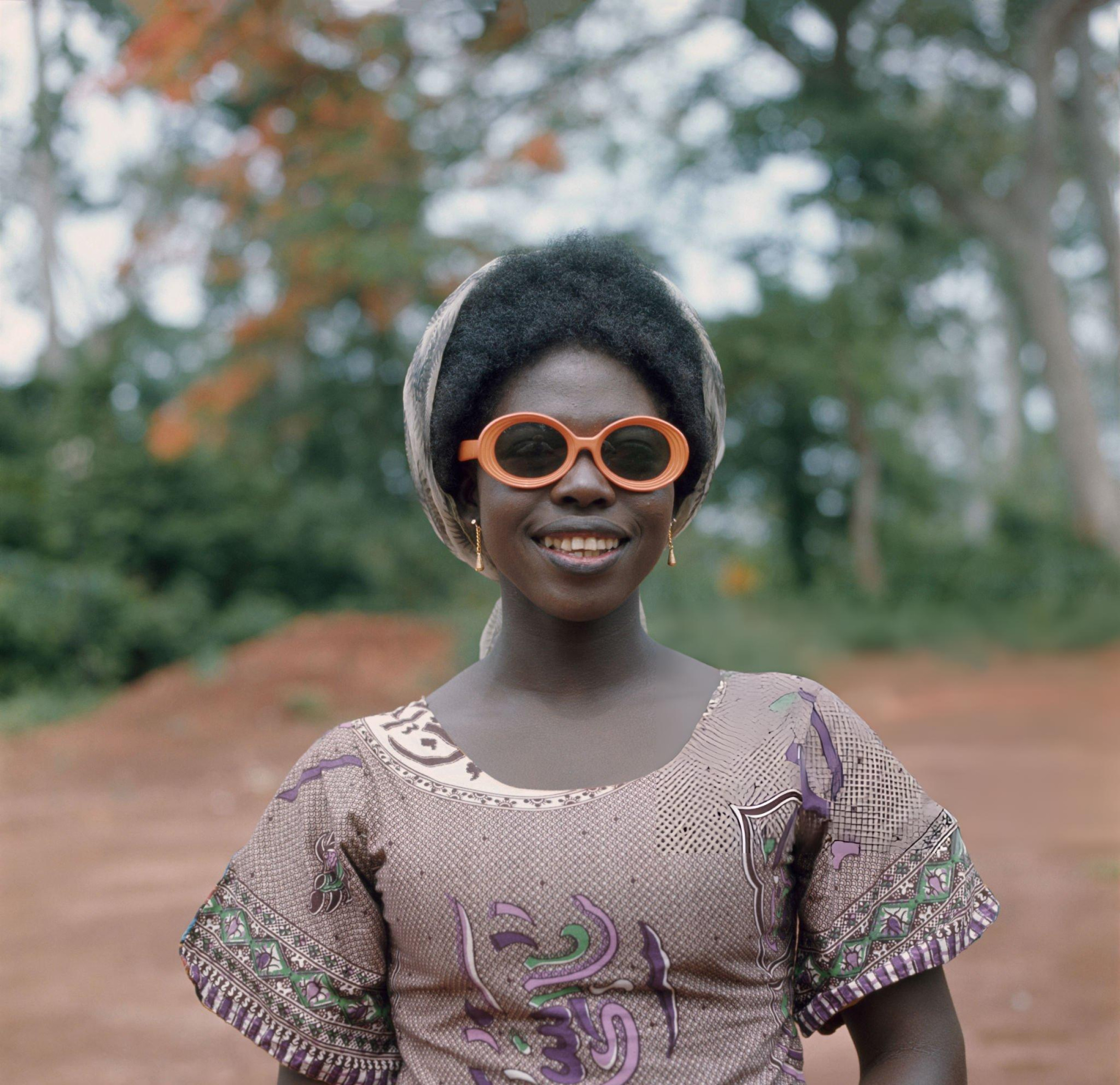 1950-е. Берег Слоновой Кости. Женские портреты на снимках Мишеля Уэта. Часть 3 - свежие новости на Toplenta по теме Новой