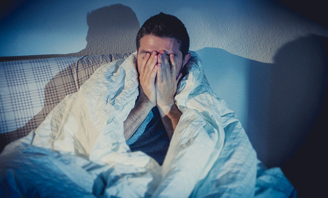 Проснулись ночью и не можете уснуть: врач объяснил что делать и почему не стоит открывать снотворное - свежие новости на Toplenta по теме Роман балаян