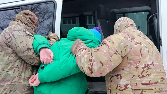 ФСБ: украинские спецслужбы обещали наркотики за покушение на чиновников РФ - свежие новости на Toplenta