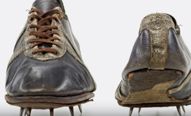 Нищий сапожник шил смешные ботинки, которые никто не понимал. Прошло 10 лет и его обувь надел весь мир - похожая новость на Toplenta